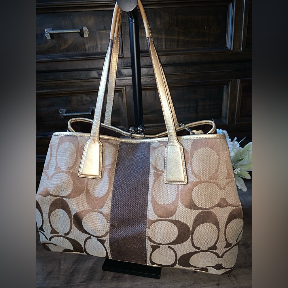 Coach Signature Brown and Cream Kiss-lock Tote